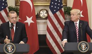 Трамп обсудил с Эрдоганом взаимодействие двух государств