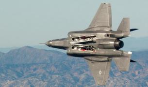 Американский сенатор призвал Турцию сделать выбор между С-400 и F-35