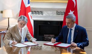 Турция и Великобритания подписали соглашение о стратегическом партнерстве