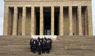 Посол РФ провел церемонию возложения венка в мавзолее Ататюрка