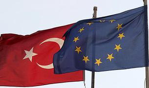 Спецпосланник ЕС по санкциям обсудил в парламенте Турции меры против РФ