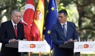Эрдоган назвал отношения между Турцией и Испанией образцом для ряда стран НАТО