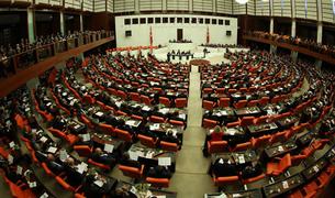 Законопроект о проведении выборов в октябре не набрал достаточного количества голосов в парламенте