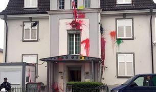 Посол Швейцарии в Анкаре вызван в МИД Турции из-за акции против Эрдогана в Цюрихе