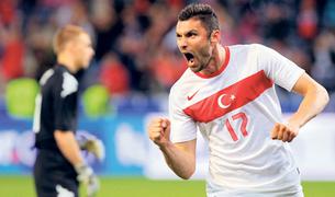 Сборная Турции по футболу обыграла Болгарию в товарищеском матче