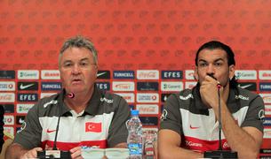 Хиддинк проведет 13-й матч во главе сборной Турции по футболу