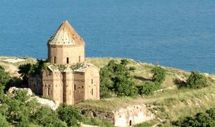 Озеро Ван: крупнейшее озеро Турции и его культурное наследие