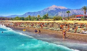 Министр туризма: Более 5,5 млн россиян посетили Турцию с начала года