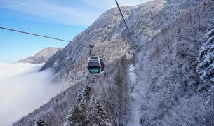 Канатная дорога Бурсы предлагает панорамный путь к склонам горы Улудаг