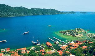 Летний туризм поможет стабилизировать экономику Турции