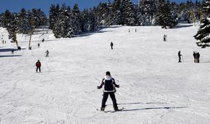 Толщина снежного покрова на горнолыжном курорте Улудаг достигла 60 сантиметров