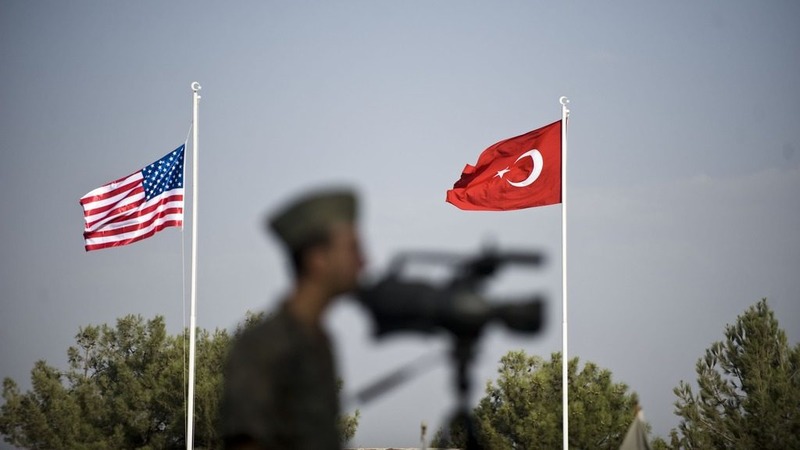 Турция и США проводят второе наземное патрулирование планируемой зоны безопасности в Сирии