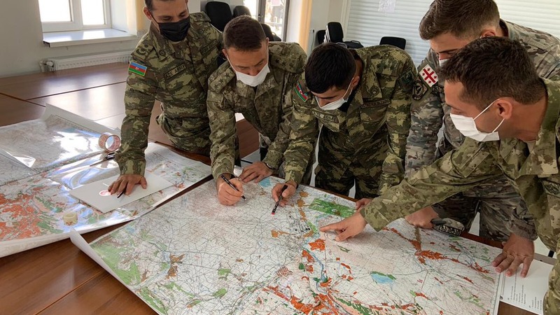 Турецкие и азербайджанские военные начали совместные учения в Нахчыване