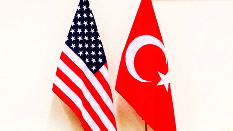 Главы военных ведомств Турции и США обсудили ситуацию на Украине и поставки F-16