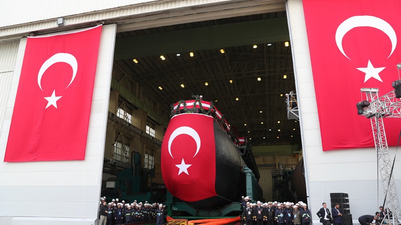 Первую собранную в Турции подводную лодку типа 214 TN спустили на воду