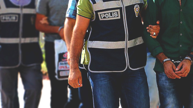 Полиция Турции задержала 10 подозреваемых в шантаже оппозиционного депутата