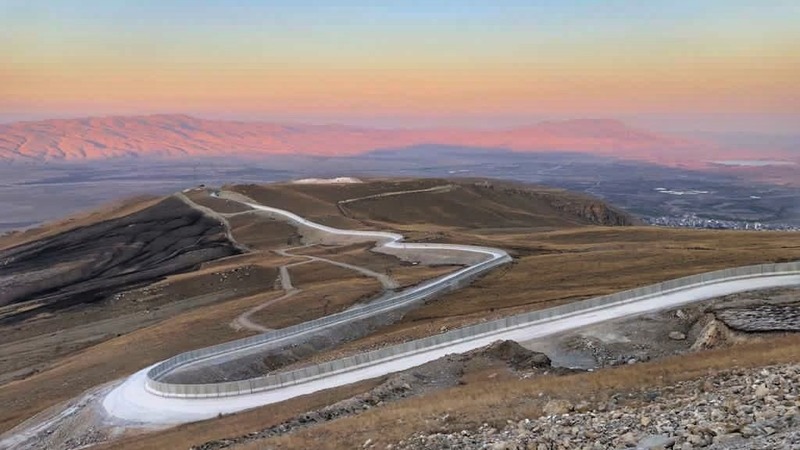 Турция закрыла границу для граждан Ирана, транзит грузов сохраняется