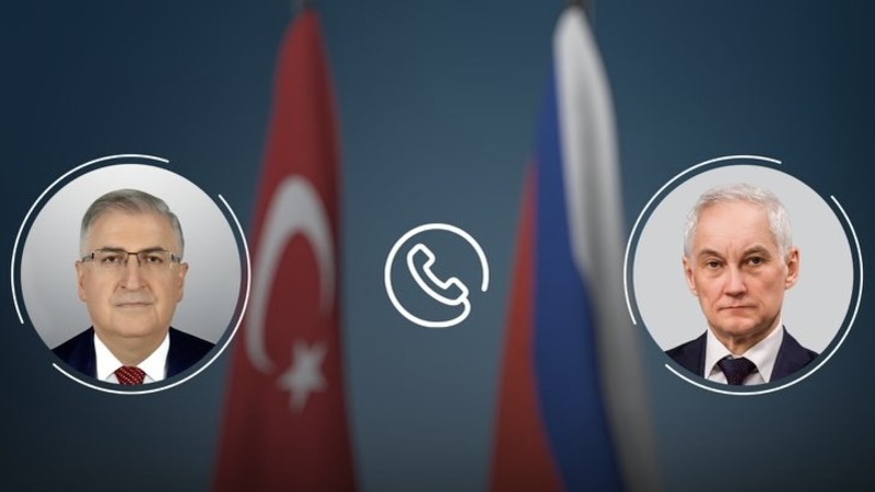 Главы Минобороны Турции и РФ обсудили ситуацию вокруг Ирана
