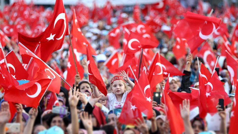 Турцию ждет правое будущее
