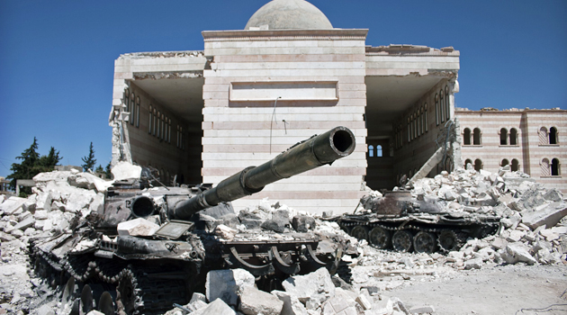 Чавушоглу: Турция стремится изолировать сирийских боевиков от умеренных повстанцев