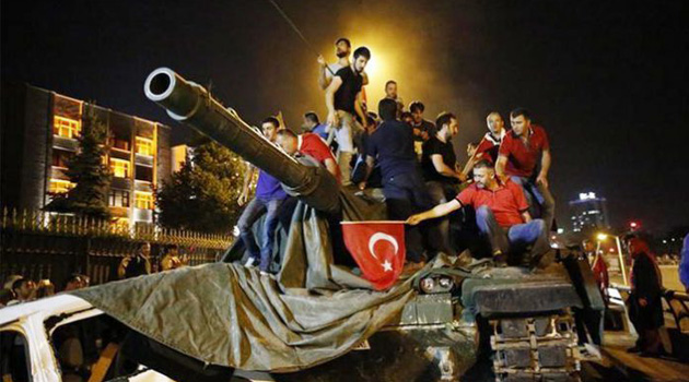Почему Запад не верит в попытку переворота в Турции?