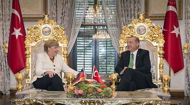 В споре Берлина с Анкарой выигрывает Москва