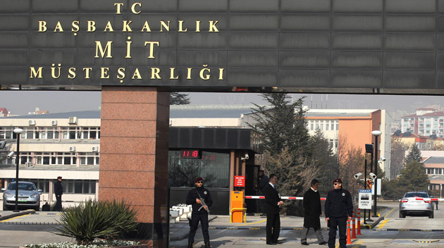 Почему Национальной разведывательной службе Турции выдвинуты обвинения?