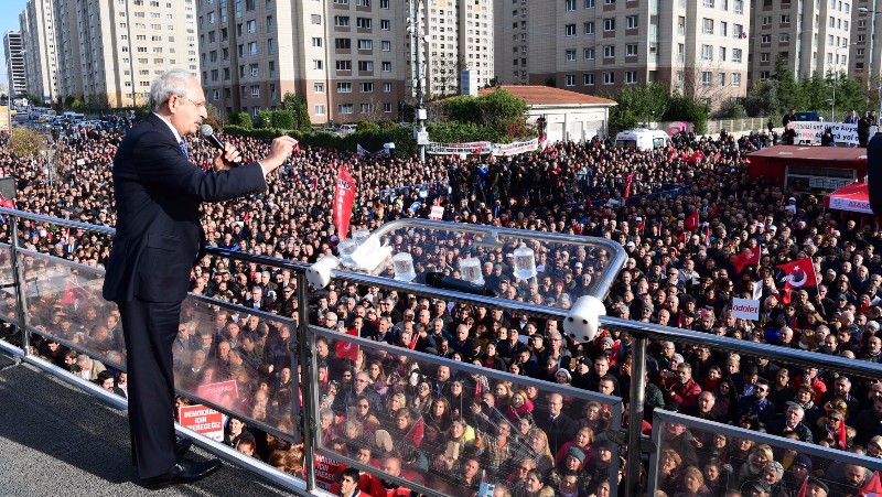 Власти Турции снимают мэров от кемалистской партии