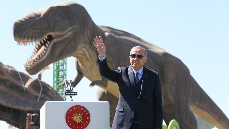 Эрдоган торжественно открыл Парк динозавров в Турции