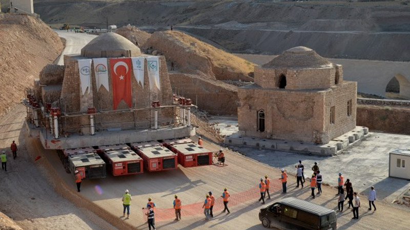Власти Турции перенесли историческое здание, чтобы спасти его от затопления