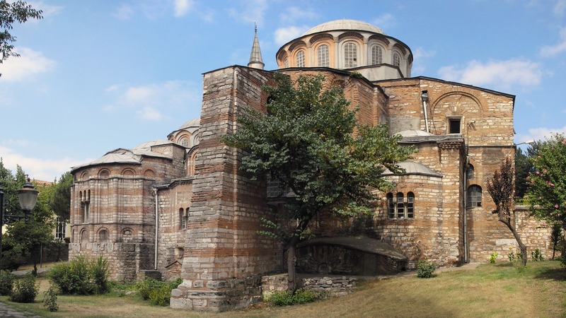 Мечеть Карие в Стамбуле приняла первых верующих и туристов после реставрации