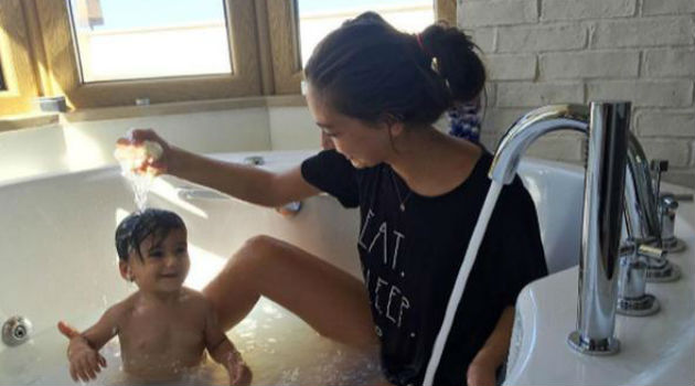 Неслихан Атагюль и её племянник бьют рекорды в Инстаграмме