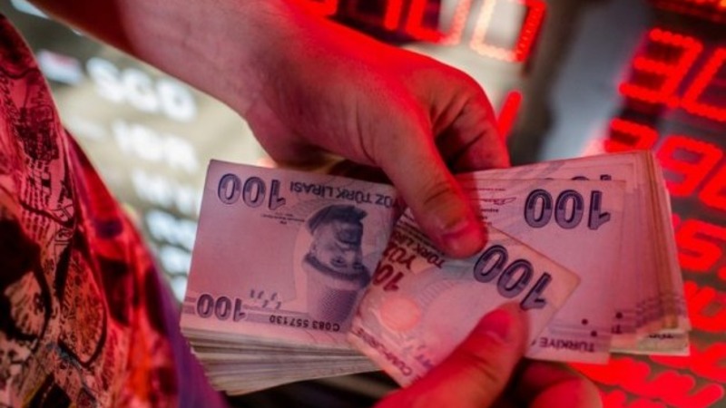 Турция повысила прогноз инфляции до 10,5% после рекордного падения курса лиры