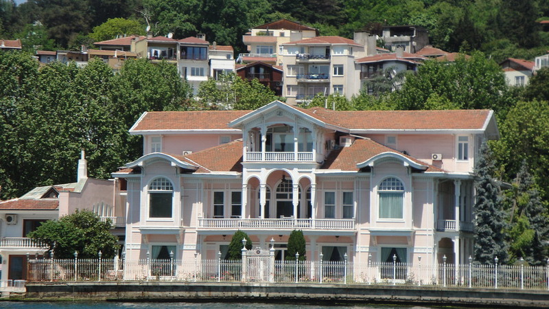В Турции средняя стоимость дома составила 2,3 млн лир