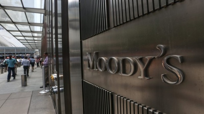 Moody's понизило рейтинг 11 крупнейших компаний Турции до B1