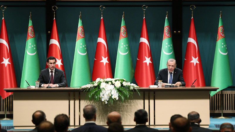 Глава Туркмении предложил Турции создать общий инвестфонд и логистический центр