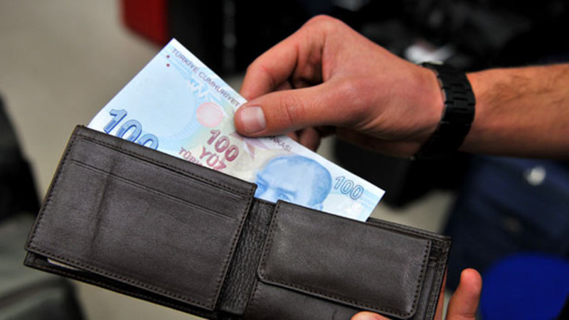 Отчёт: 7 из 10 граждан Турции имеют долги