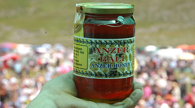 680 лир за килограмм анзерского мёда