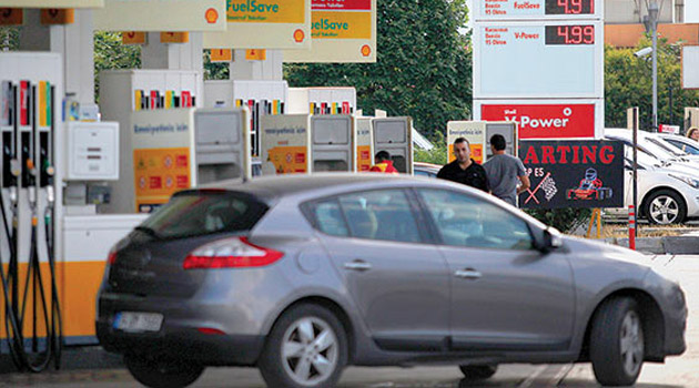 Цены на бензин выросли на 14 курушей, цены на дизельное топливо - на 17 курушей