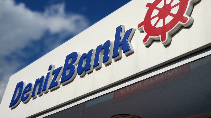 Сбербанк отложил продажу турецкого Denizbank