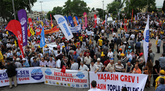 Госслужащие в Турции недовольны уровнем роста зарплат