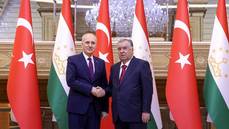 Турция и Таджикистан обсудили расширение экономического сотрудничества