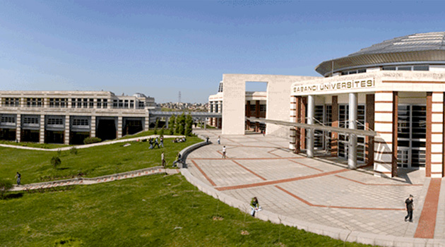 Университеты Турции столкнулись с нехваткой абитуриентов из-за снижения рождаемости