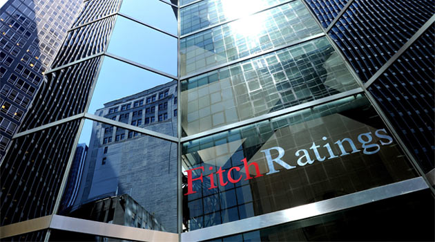 Fitch предупреждает об инфляционных рисках, несмотря на улучшение прогноза по Турции