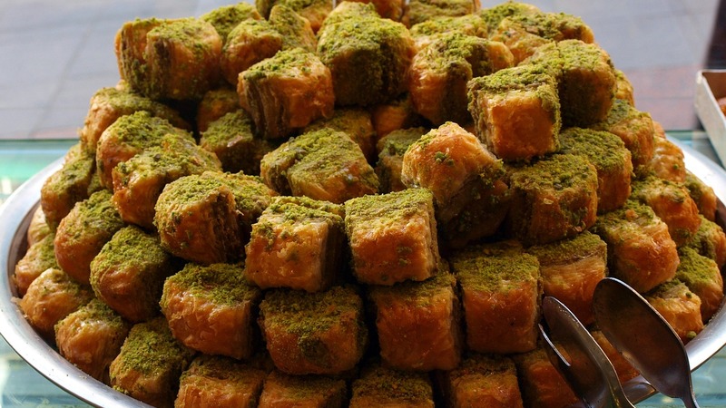 Турция выставила на продажу крупный бренд пахлавы за 5 млн долл