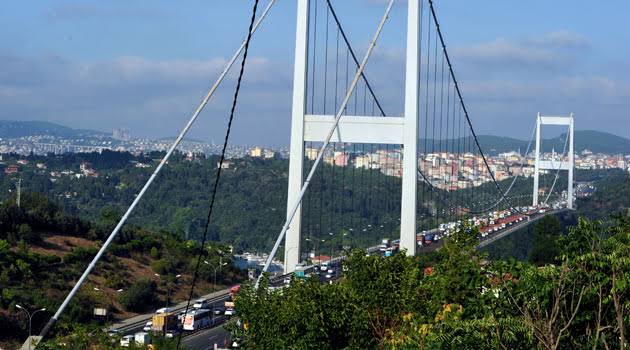 В Турции приватизируют мосты и крупные автотрассы на 30 лет