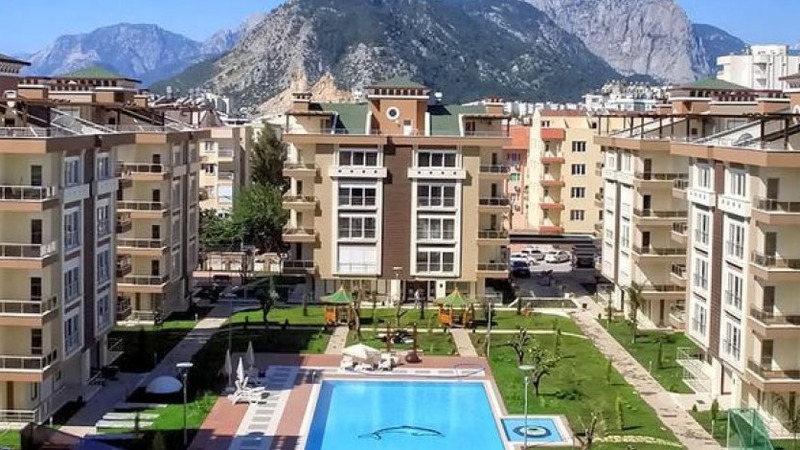 Газета: Все меньше россиян приобретают недвижимость в Анталье из-за дороговизны