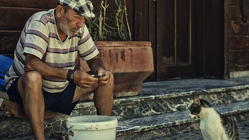 В Турции около 3,5 млн домохозяйств живут в нищете