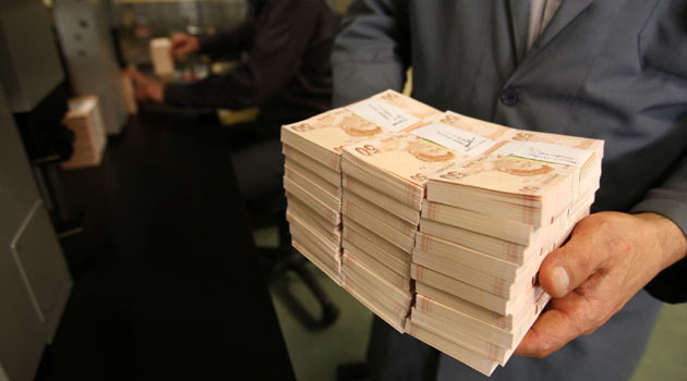 Турция намерена предложить дешевые кредиты экспортерам в стремлении стабилизировать лиру