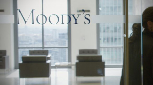 Moody's изменило прогноз по рейтингам 14 банков Турции